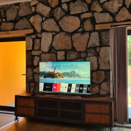 Βίλα Mitos , Uzum Baglari Ve Zeytinlikler Icinde Mini Bir Cennet Ve Tas Ev - дом мифы Φετιγιέ